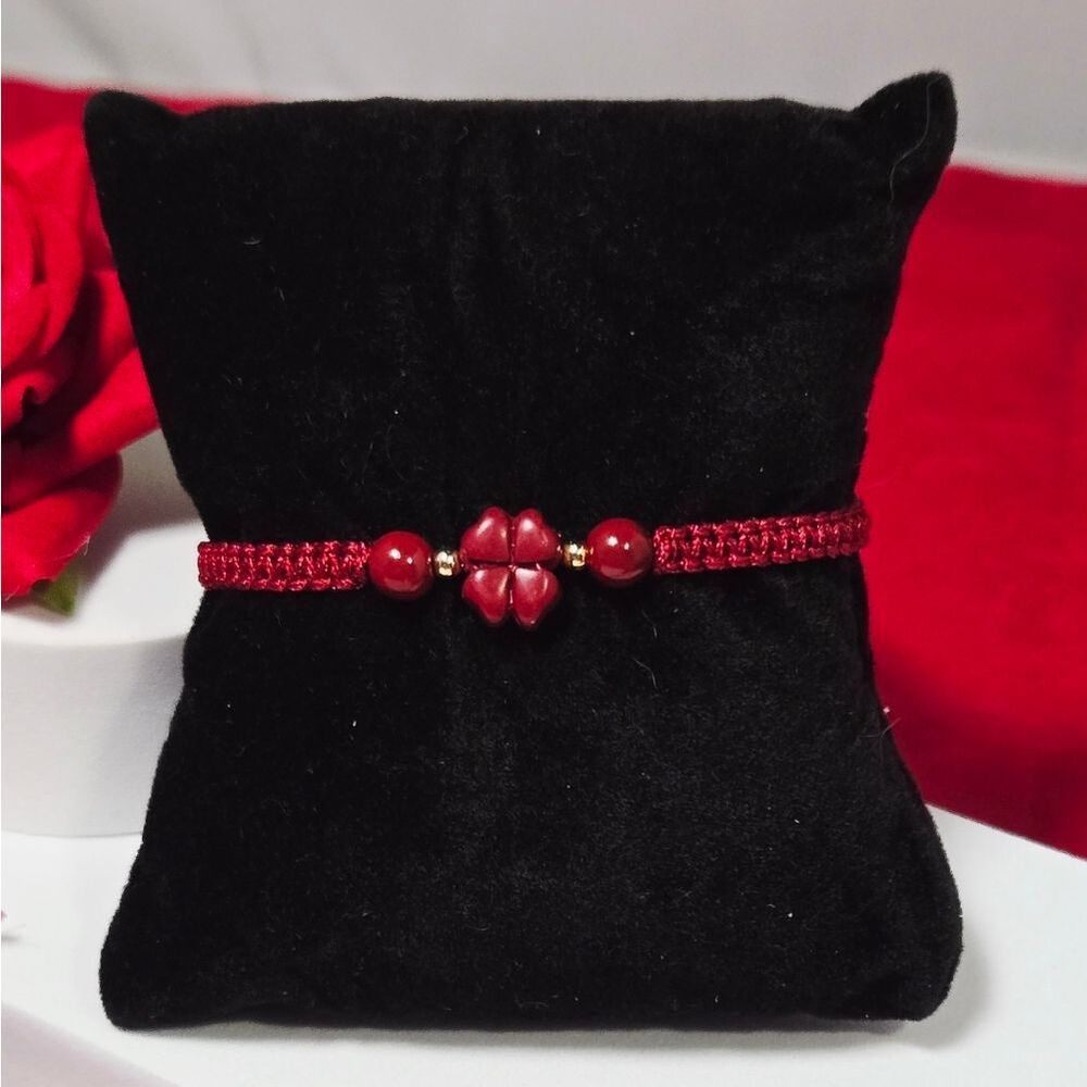 Natural Red Cinnabar Four-Leaf Clover Braided Rope Bracelet Symbolic Lucky Charm - Picture 2 of 4